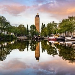 la tour de Bretagne et son reflet